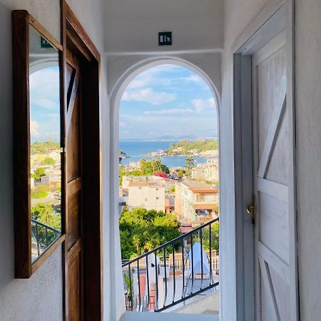 Black Market Hotel Ischia Bagian luar foto