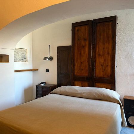 Black Market Hotel Ischia Bagian luar foto