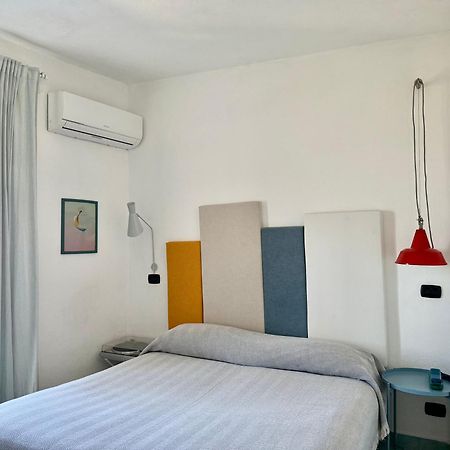 Black Market Hotel Ischia Bagian luar foto