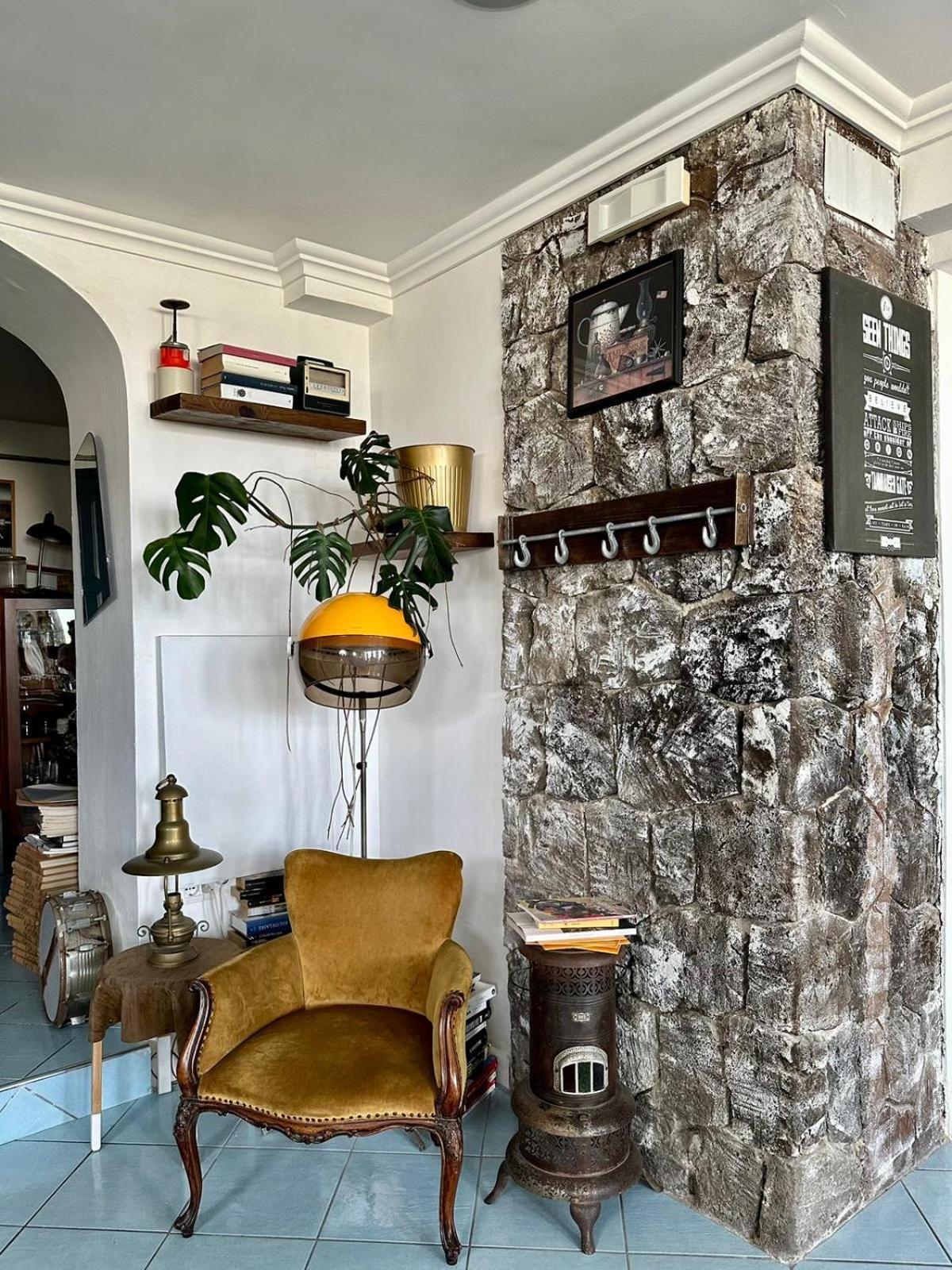 Black Market Hotel Ischia Bagian luar foto