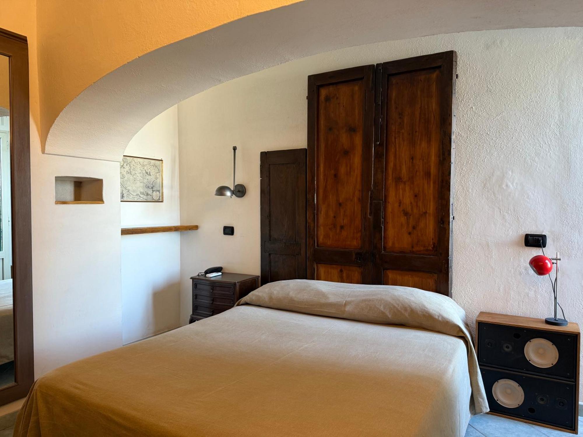Black Market Hotel Ischia Bagian luar foto